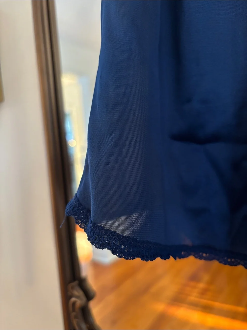 🎀Vintage🎀 “Lovable” Navy Blue Satin Lace Cami Size 34
